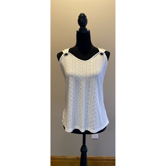 Sleeveless Women Tank Top Blouse Eyelet Stretchy Fabric V Neckline Sz XXL White - Picture 2 of 9